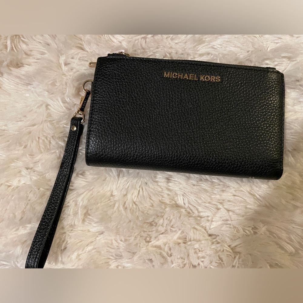 Michael Kors Jet Set Continental Wallet